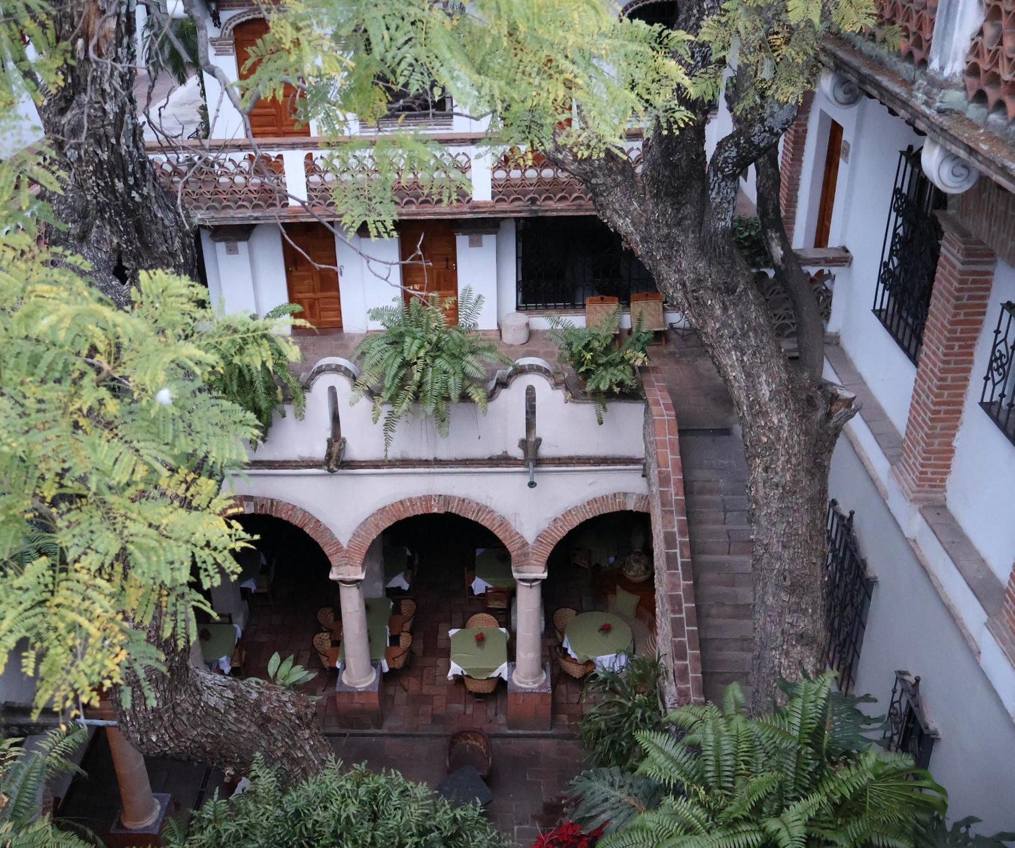 Hotel Los Arcos Таско-де-Аларкон Екстер'єр фото
