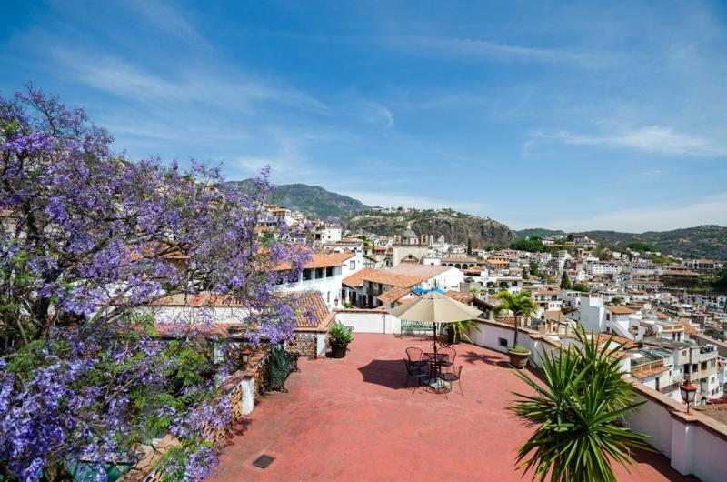 Hotel Los Arcos Таско-де-Аларкон Екстер'єр фото